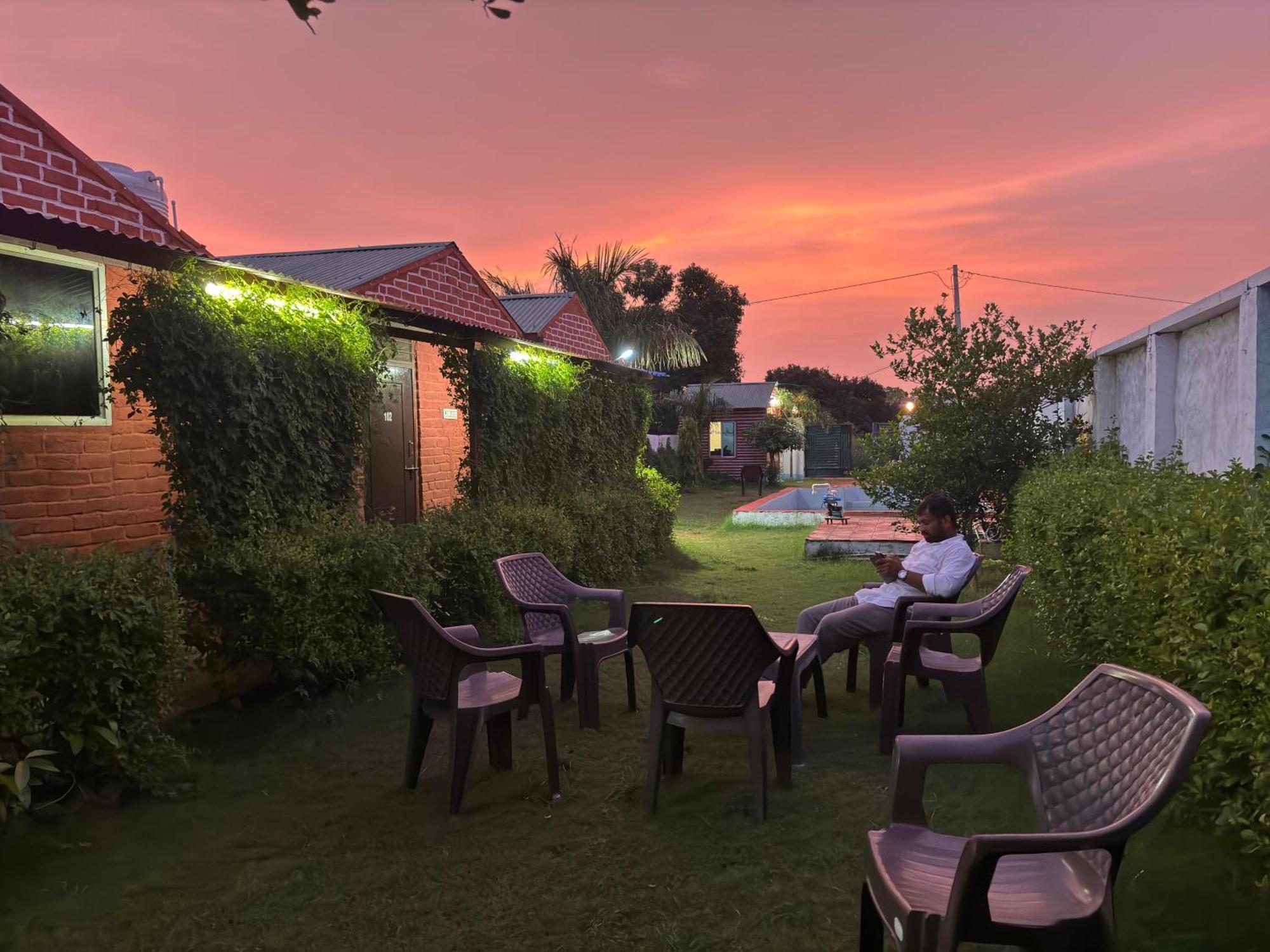 Hotel Lucifer Pushkar Eksteriør billede